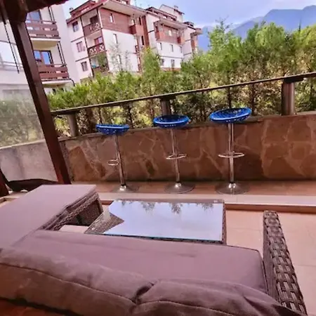Capitating 1 Bed At Park View Complex Apartman